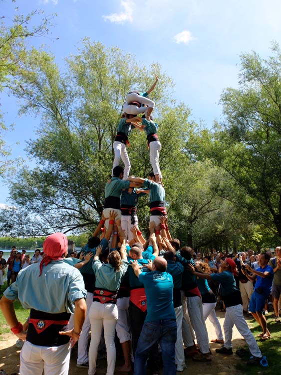 LA CRONICA - ACTUACIÓ A LES FESTES DE BANYOLES